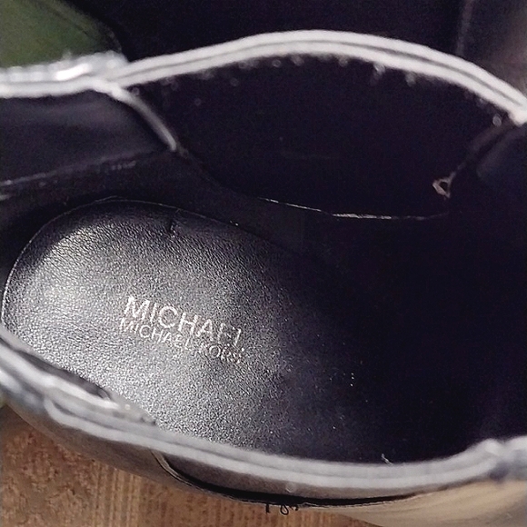 MICHAEL Michael Kors Stiletto Ankle Bootie - Picture 13 of 15